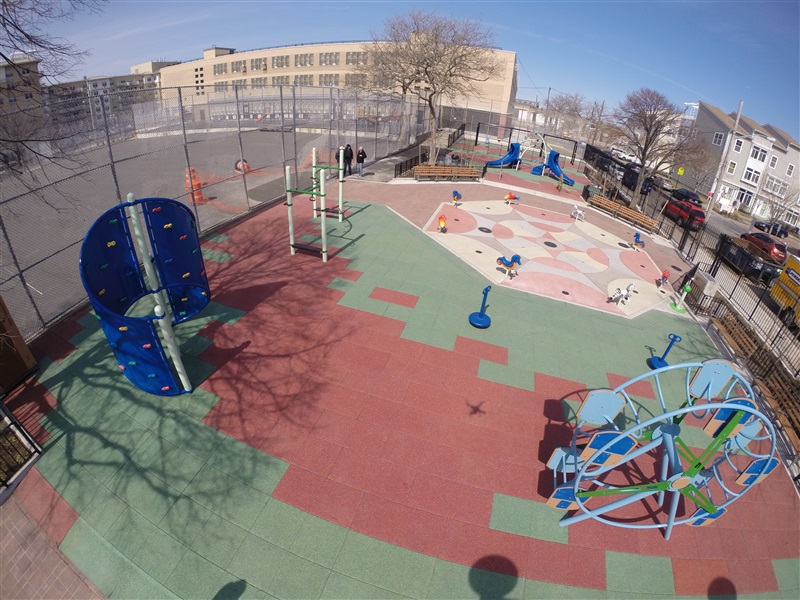 Beach Channel Playground preview 8